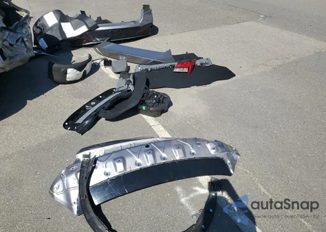 2024 Hyundai Elantra Sel from USA, damaged, VIN KMHLS4DG7RU747554